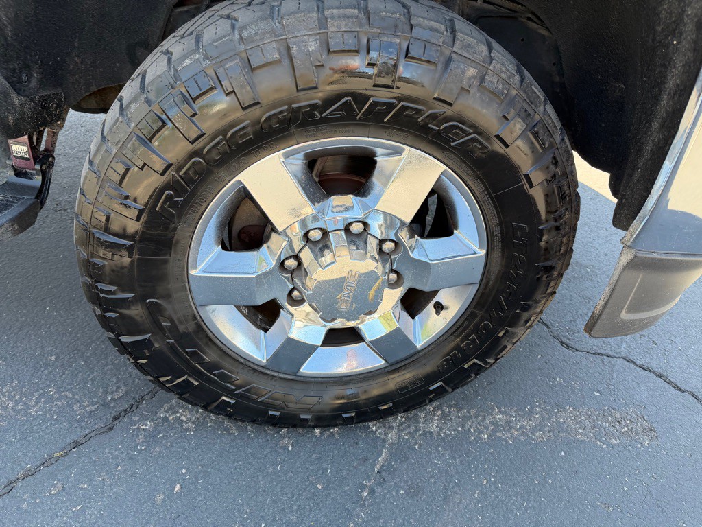 2015 GMC Sierra Image 18