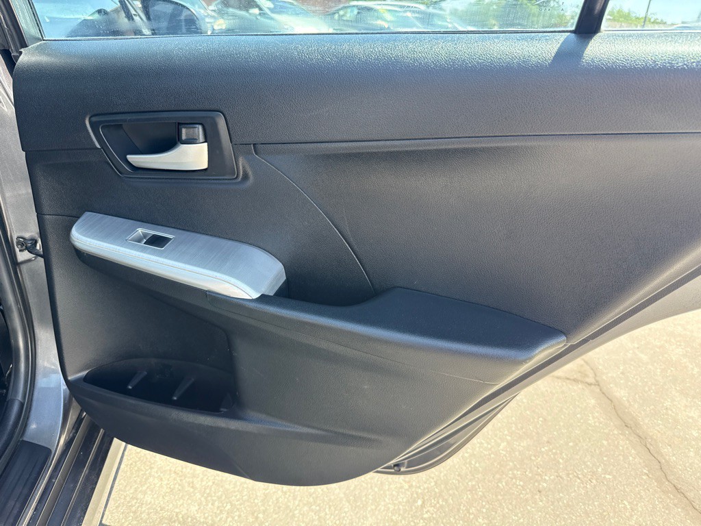 2013 Toyota Camry Image 14