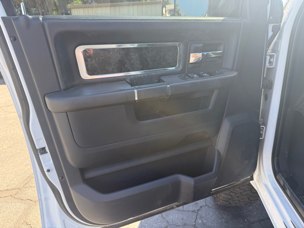 2012 Dodge Ram 2500 Image 9