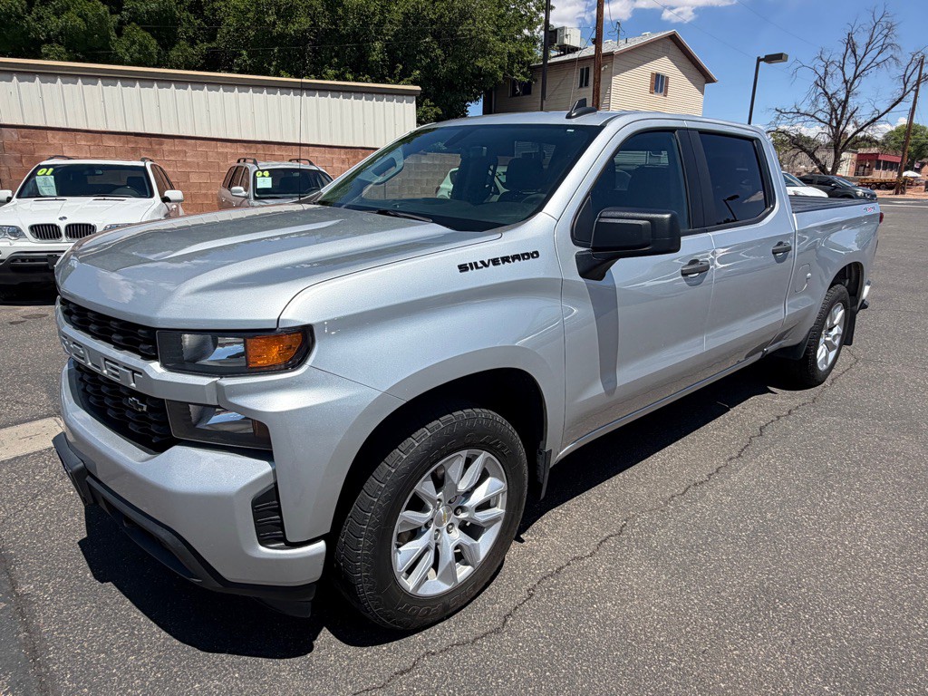 2017 Chevrolet Silverado 1500 Image 2