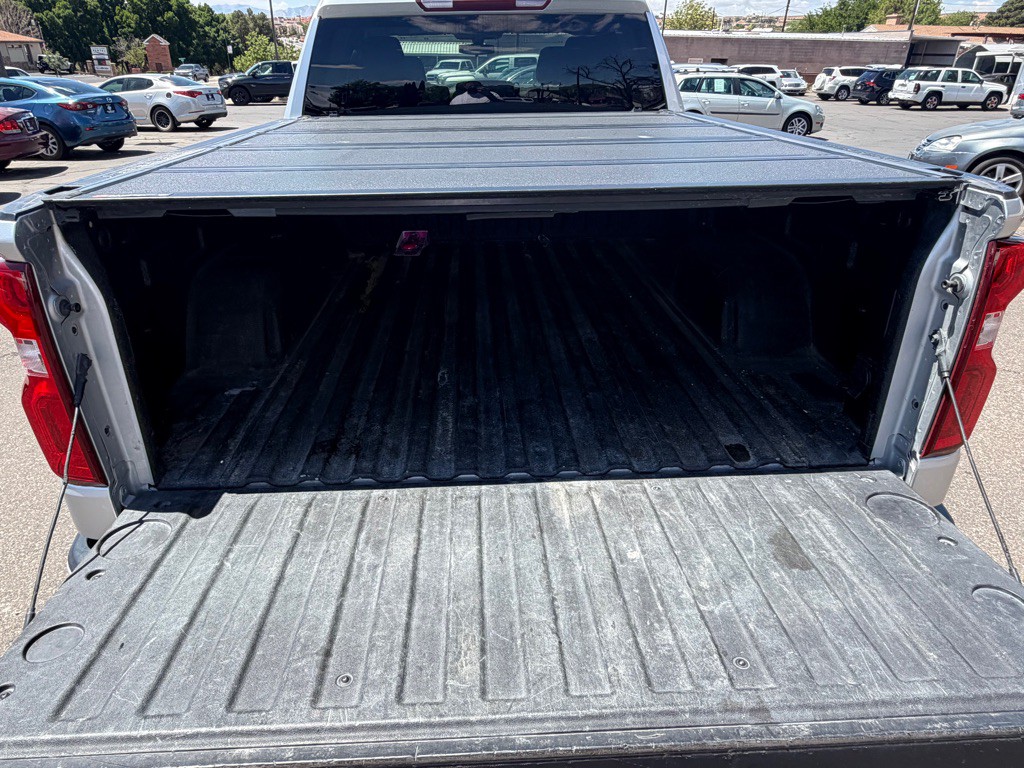 2017 Chevrolet Silverado 1500 Image 5