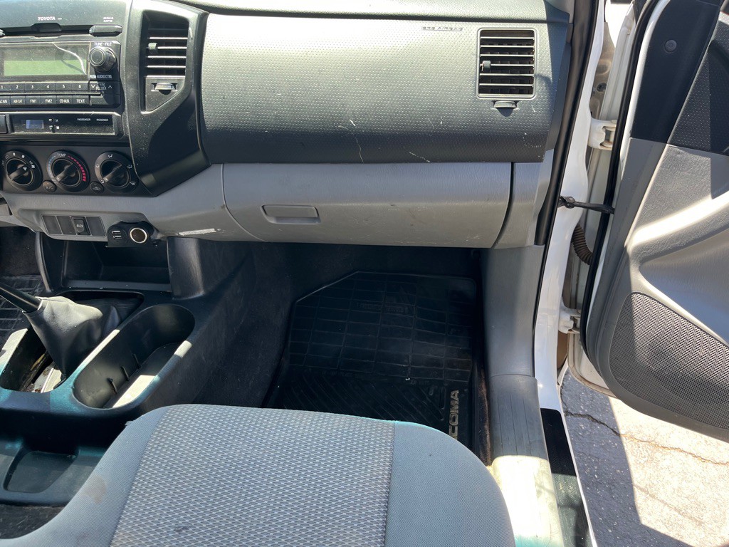 2012 Toyota Tacoma Image 12