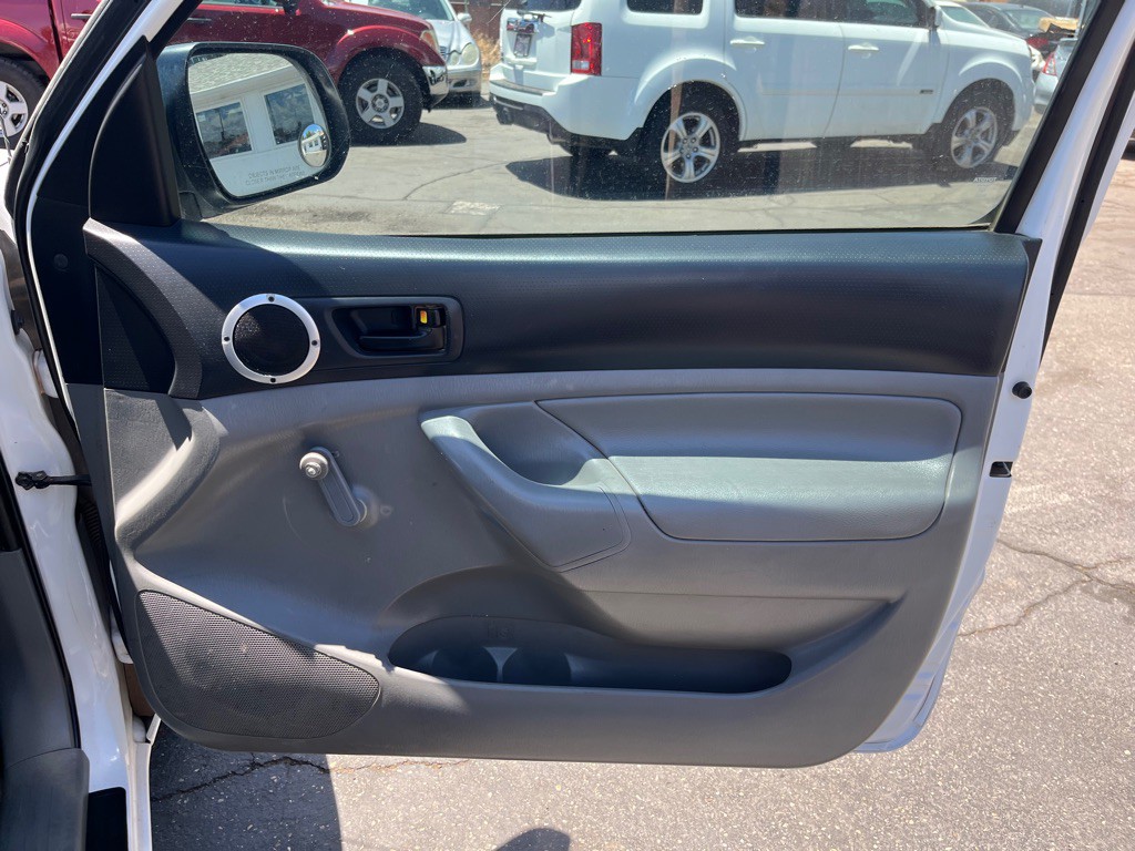 2012 Toyota Tacoma Image 13