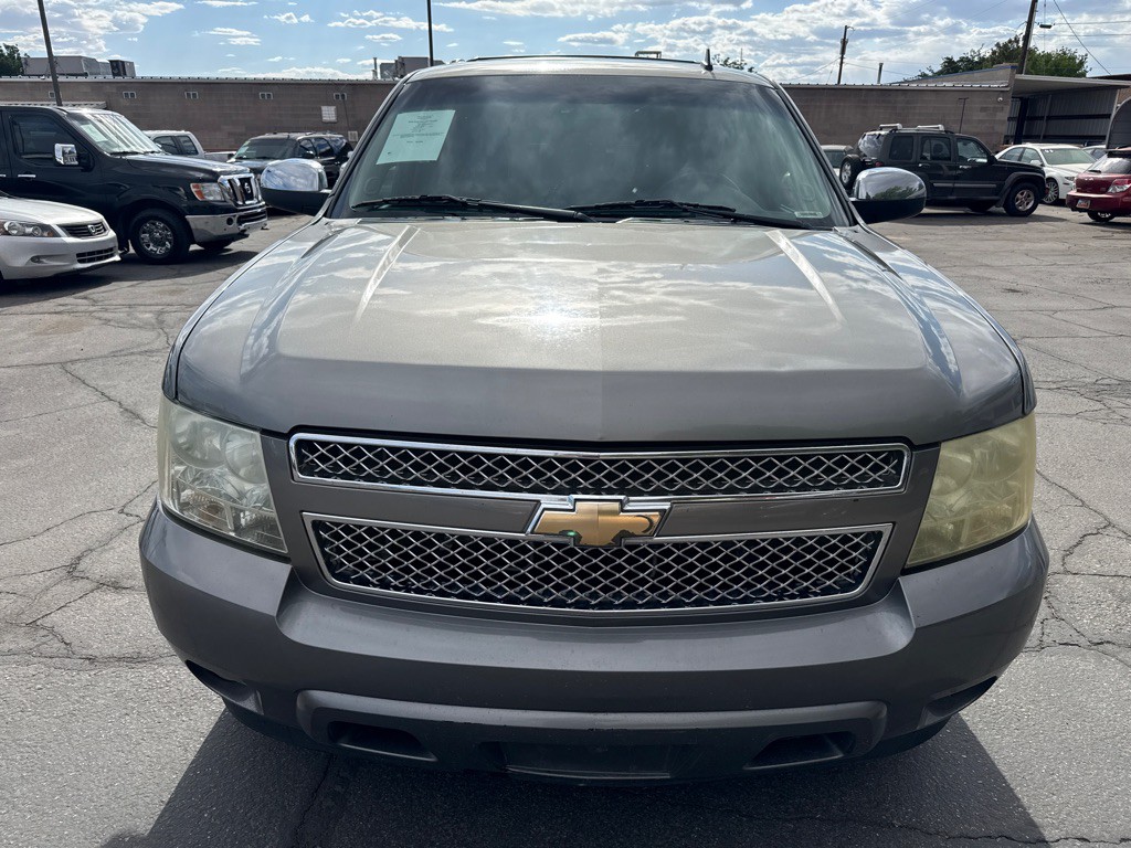 2009 Chevrolet Tahoe Image 2