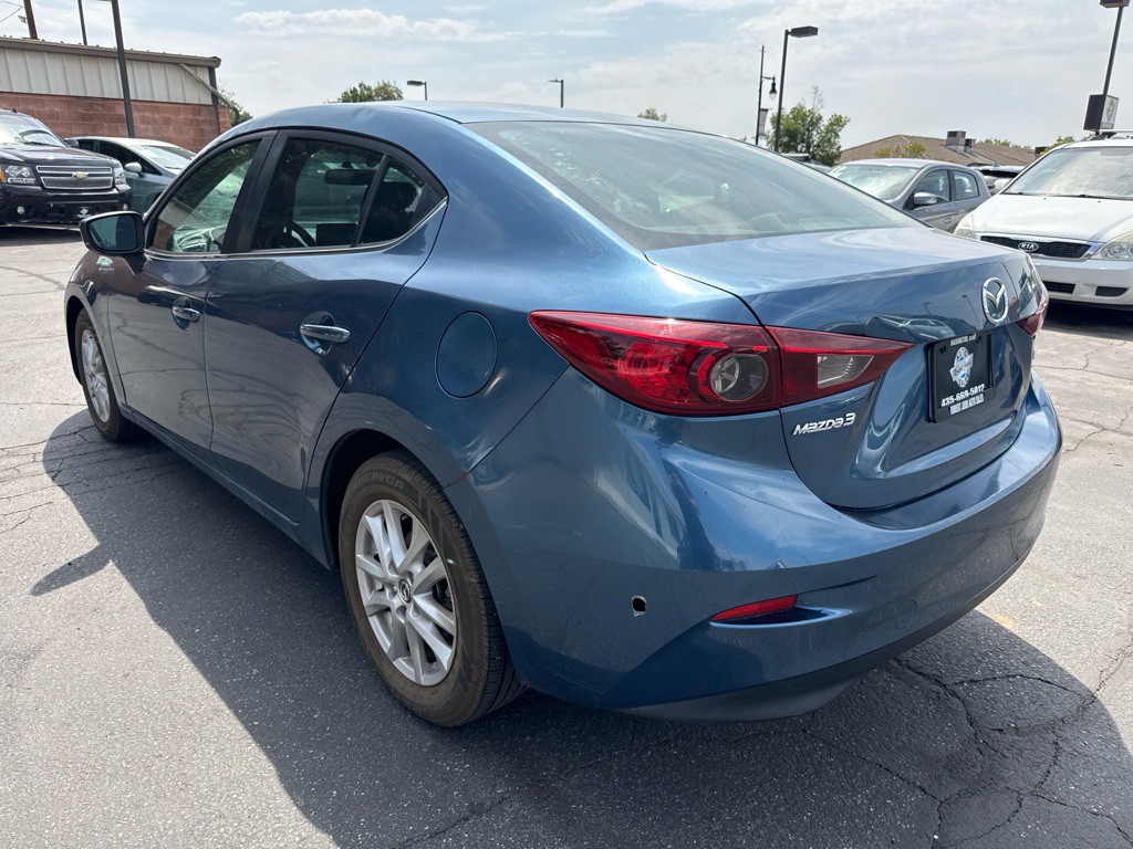2017 Mazda Mazda3 Image 4