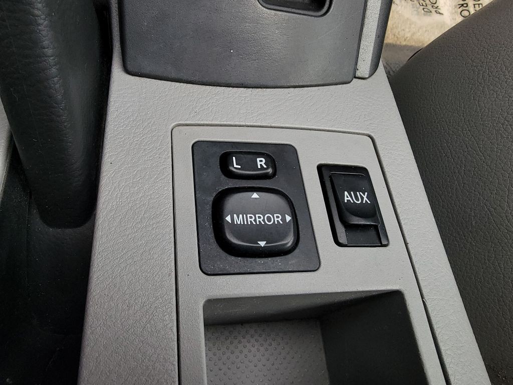 2009 Toyota Rav4 Image 21