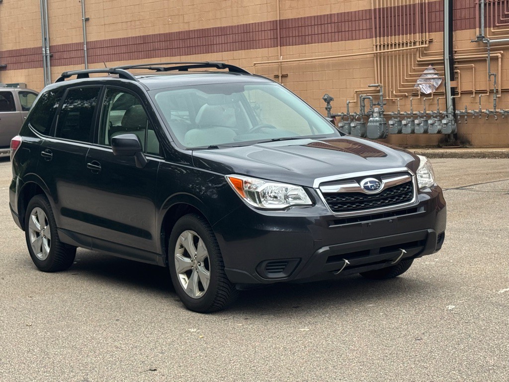 2015 Subaru Forester Image 2