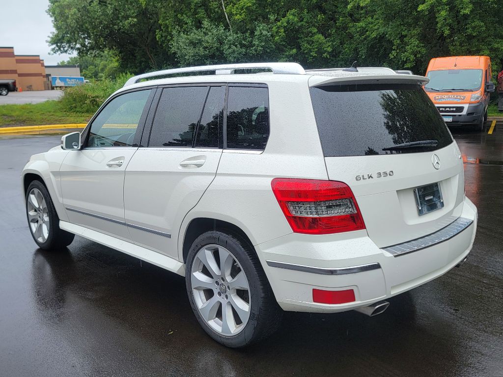 2010 Mercedes-Benz GLK-Class Image 4