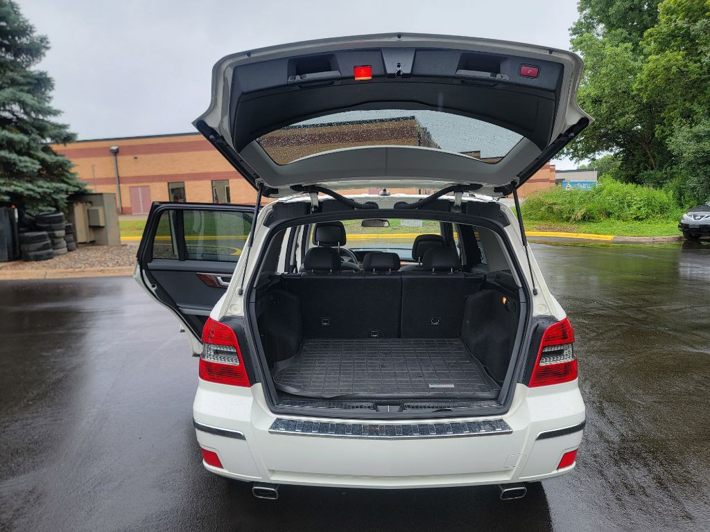 2010 Mercedes-Benz GLK-Class Image 10