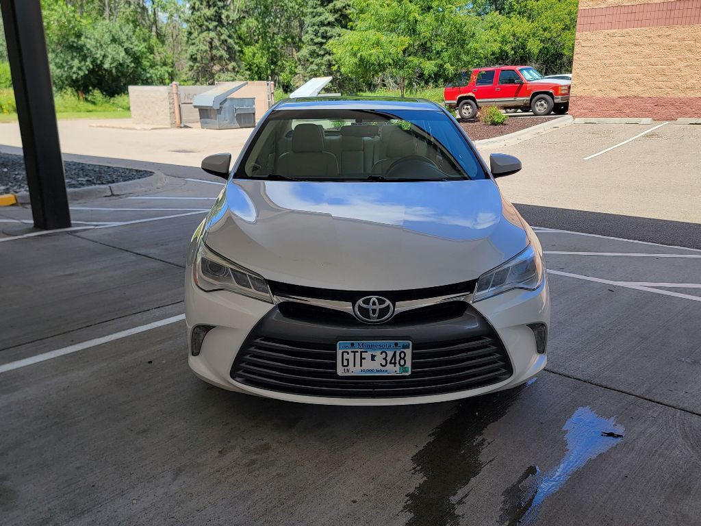 2015 Toyota Camry Image 3