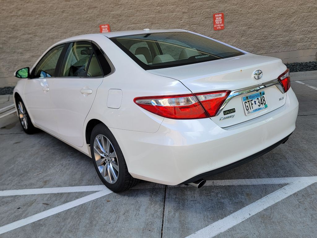2015 Toyota Camry Image 7