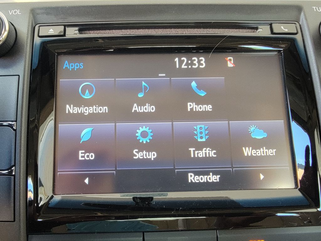 2015 Toyota Camry Image 22