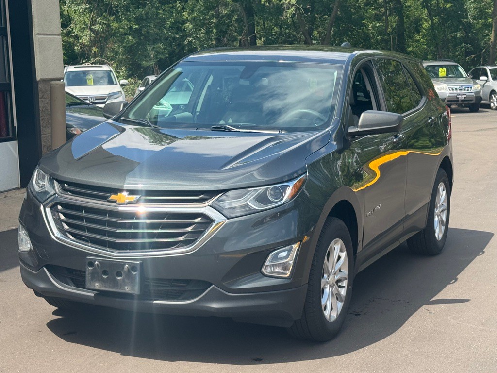 2019 Chevrolet Equinox Image 2