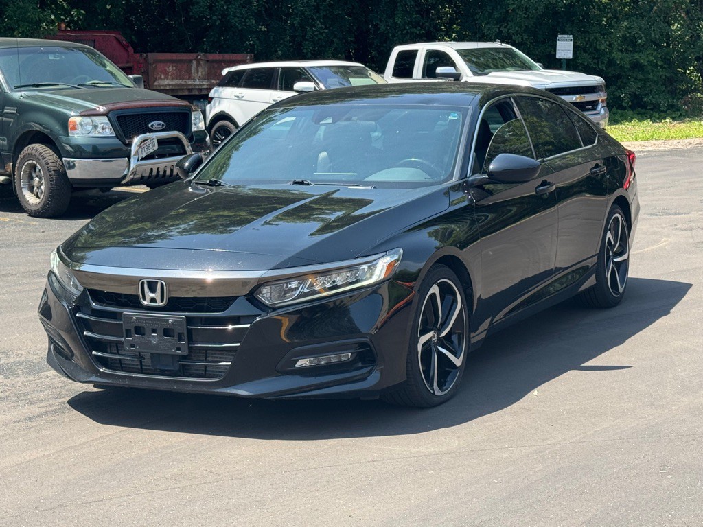 2018 Honda Accord Image 2
