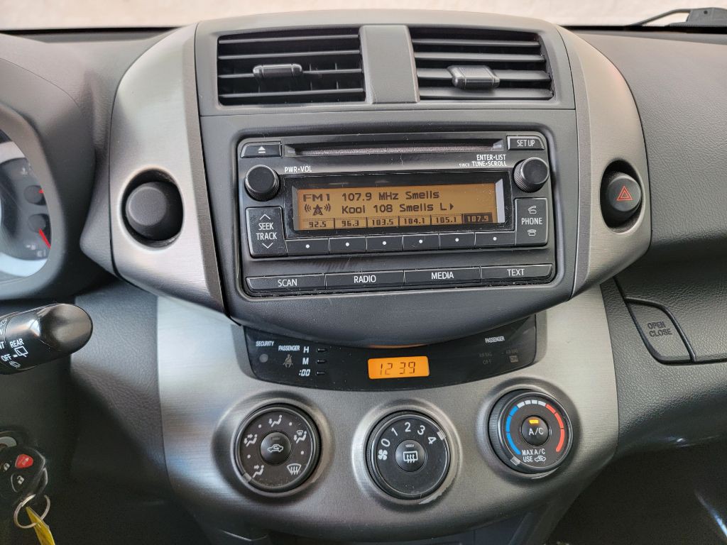 2012 Toyota Rav4 Image 19