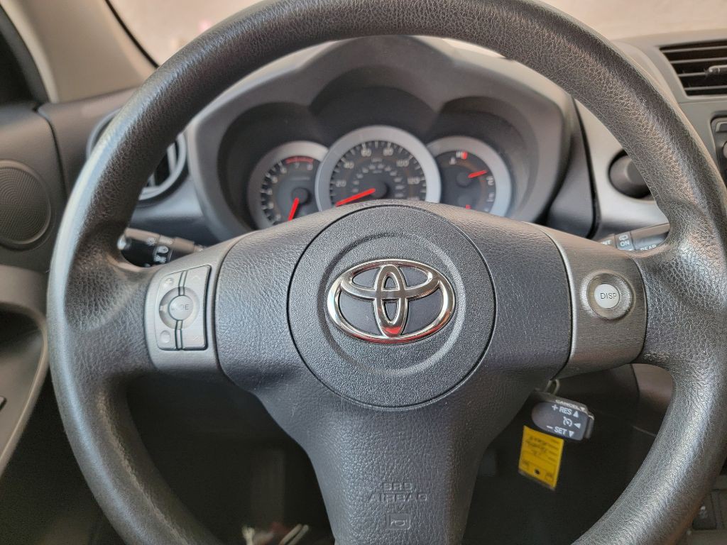 2012 Toyota Rav4 Image 24