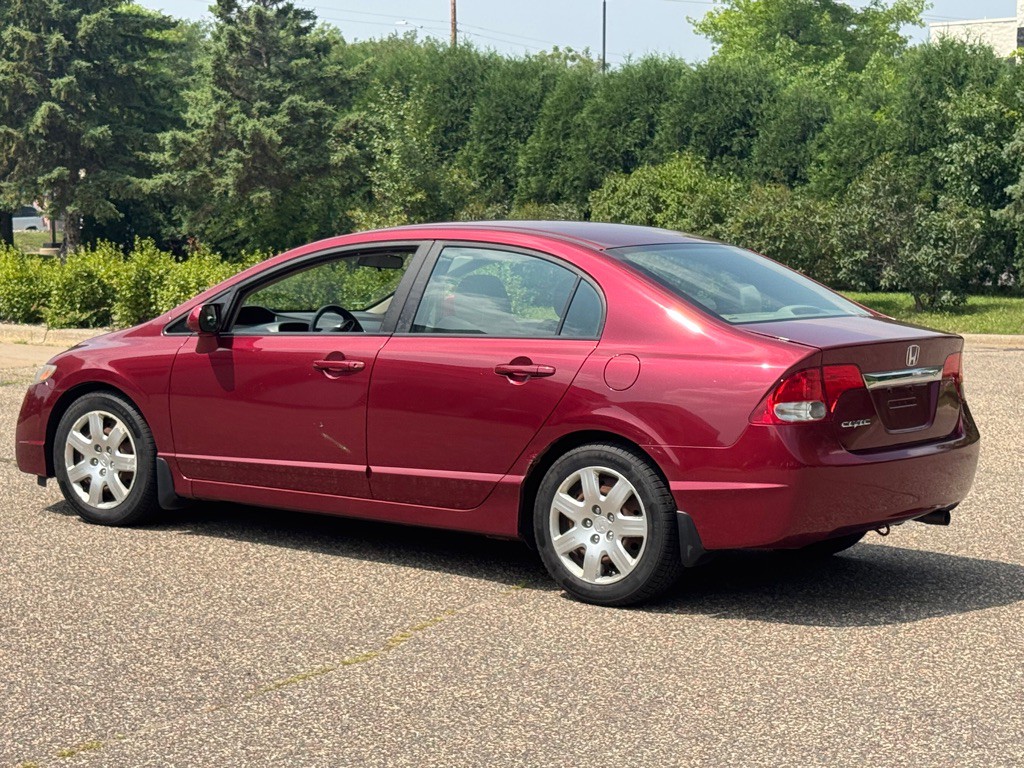 2011 Honda Civic Image 10