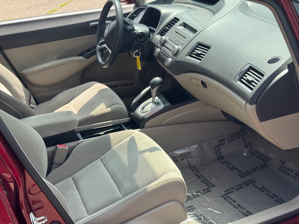 2011 Honda Civic Image 13
