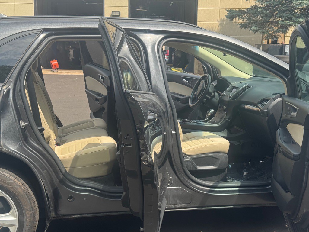 2016 Ford Edge Image 6