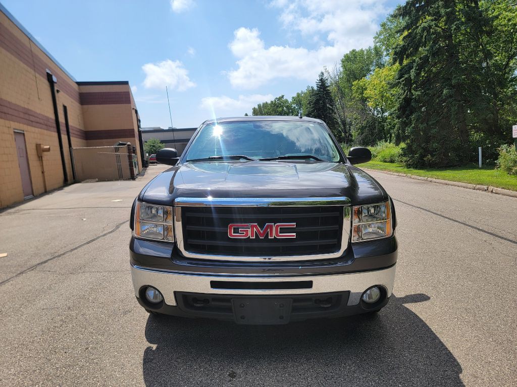 2011 GMC Sierra Image 3