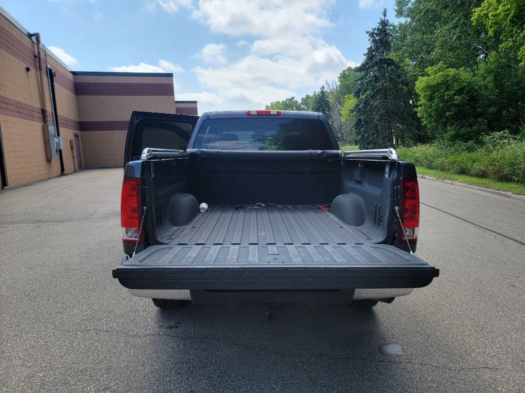 2011 GMC Sierra Image 17