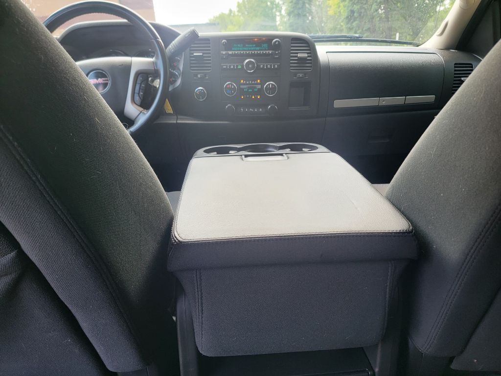 2011 GMC Sierra Image 18
