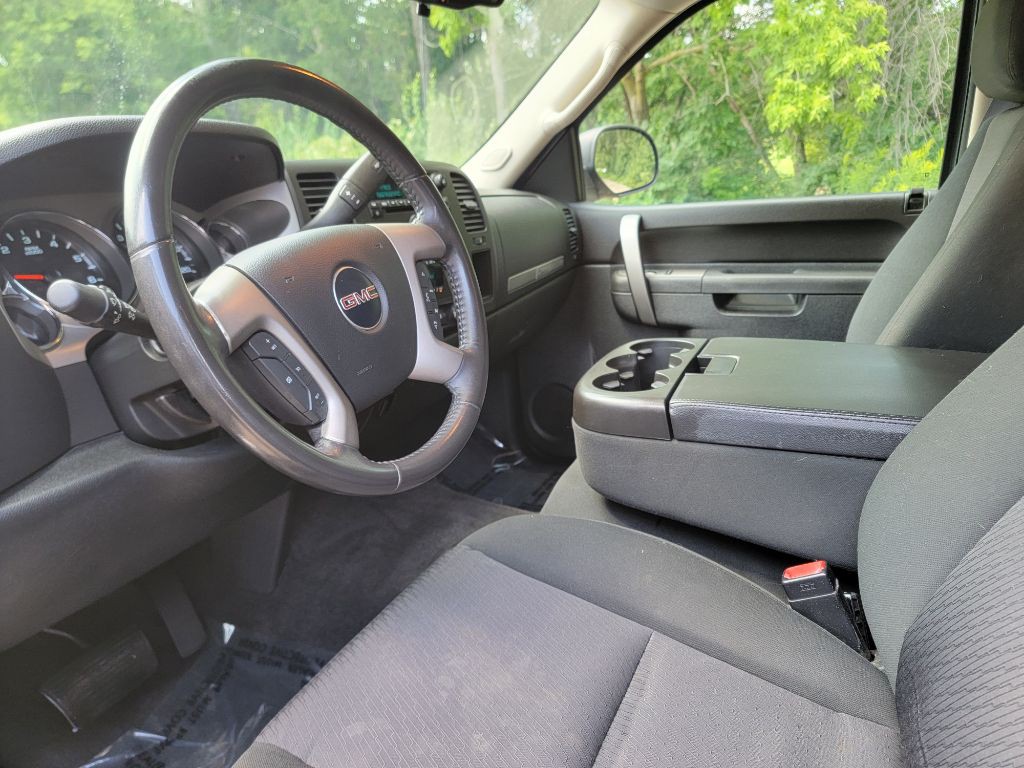 2011 GMC Sierra Image 19