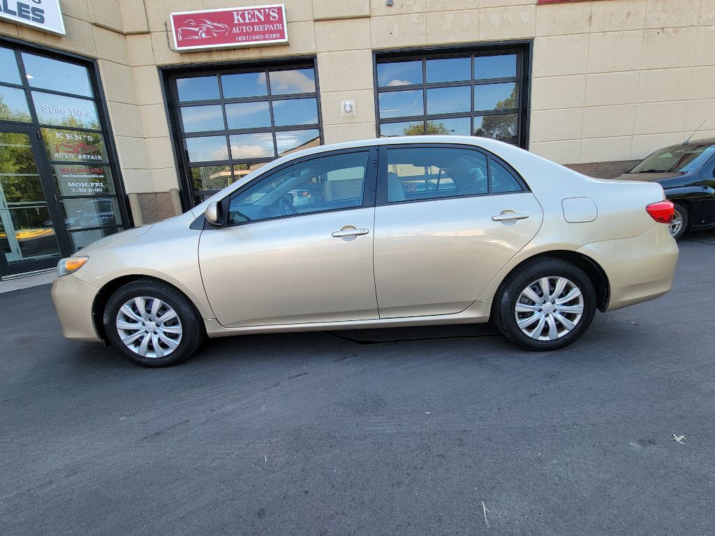 2012 Toyota Corolla Image 5