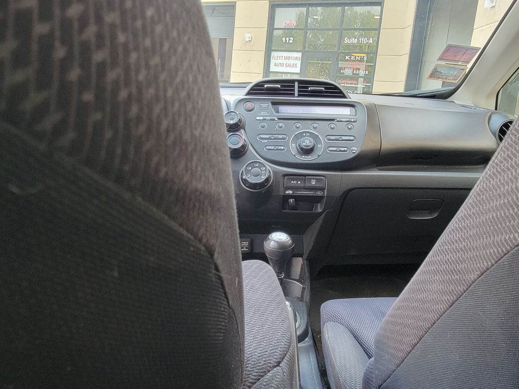 2012 Honda Fit Image 11