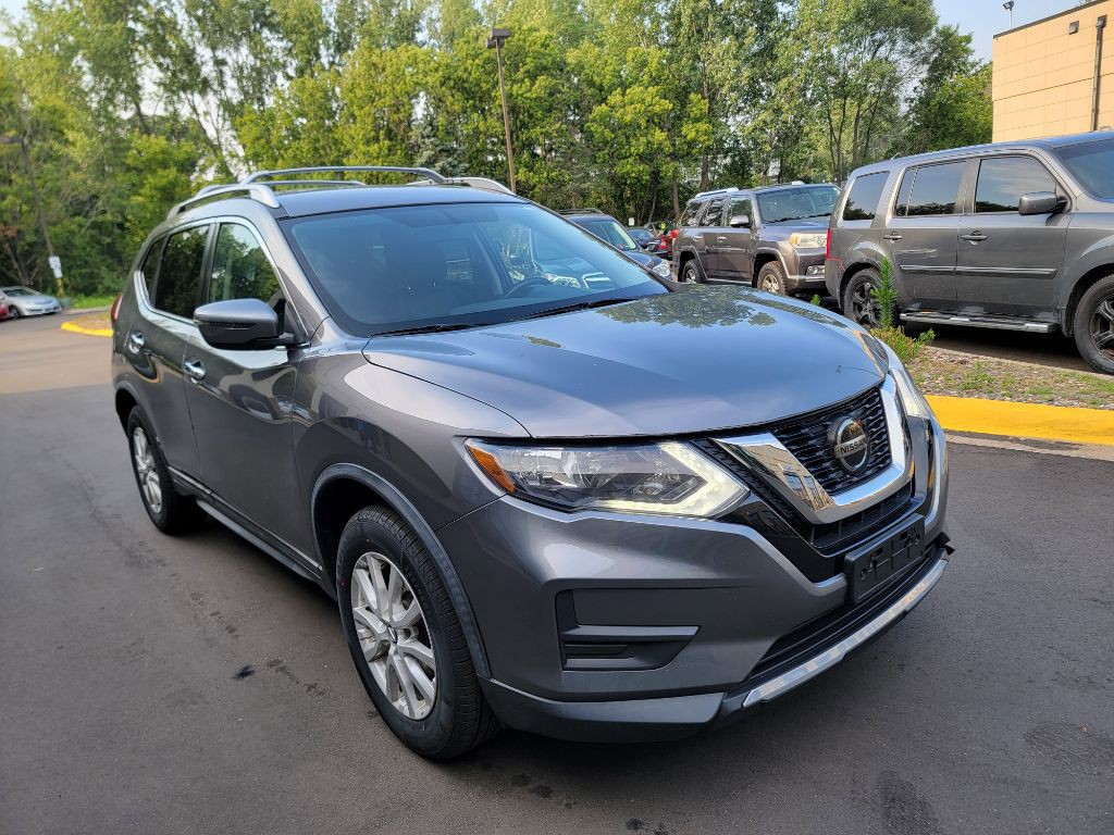 2018 Nissan Rogue Image 1