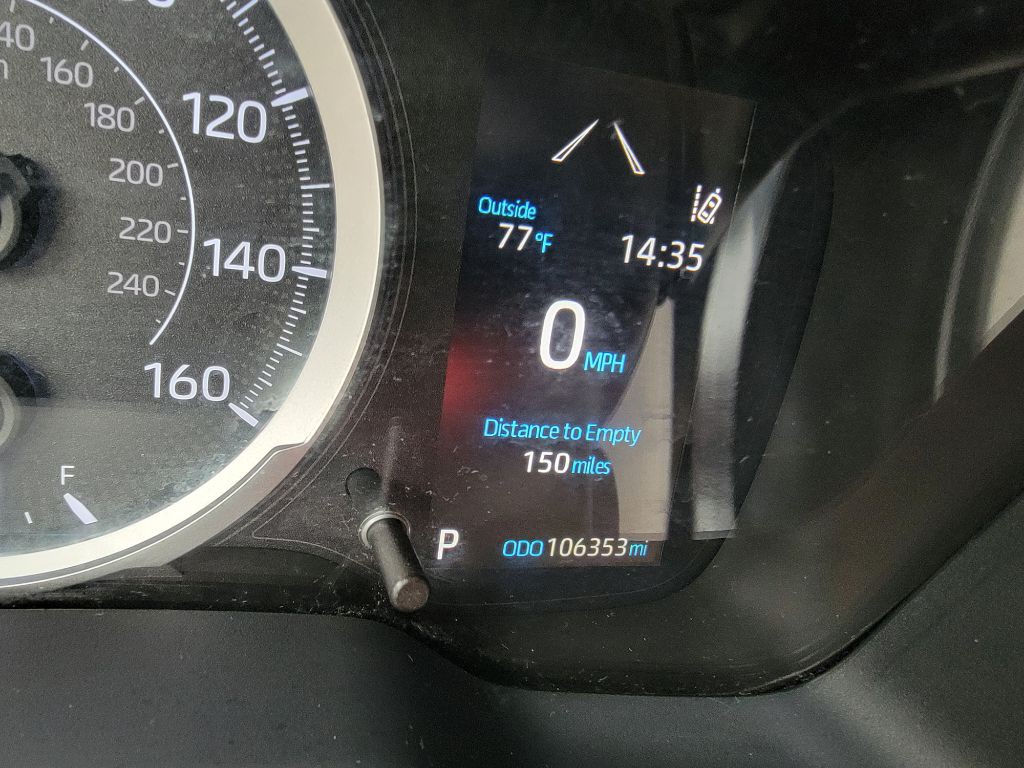 2020 Toyota Corolla Image 23