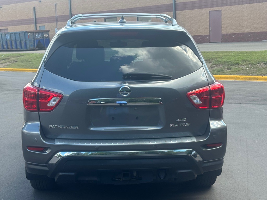 2019 Nissan Pathfinder Image 4