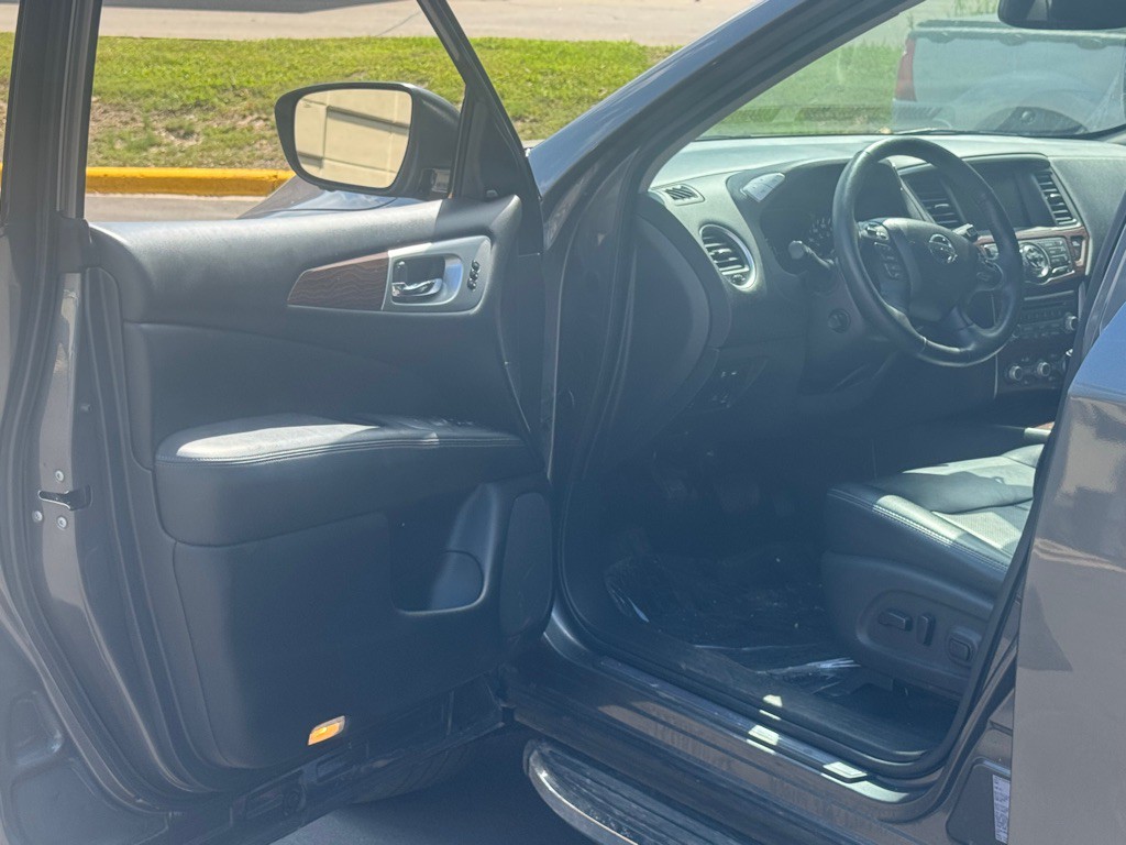 2019 Nissan Pathfinder Image 5