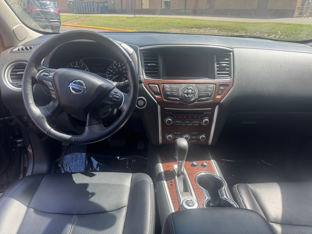 2019 Nissan Pathfinder Image 6
