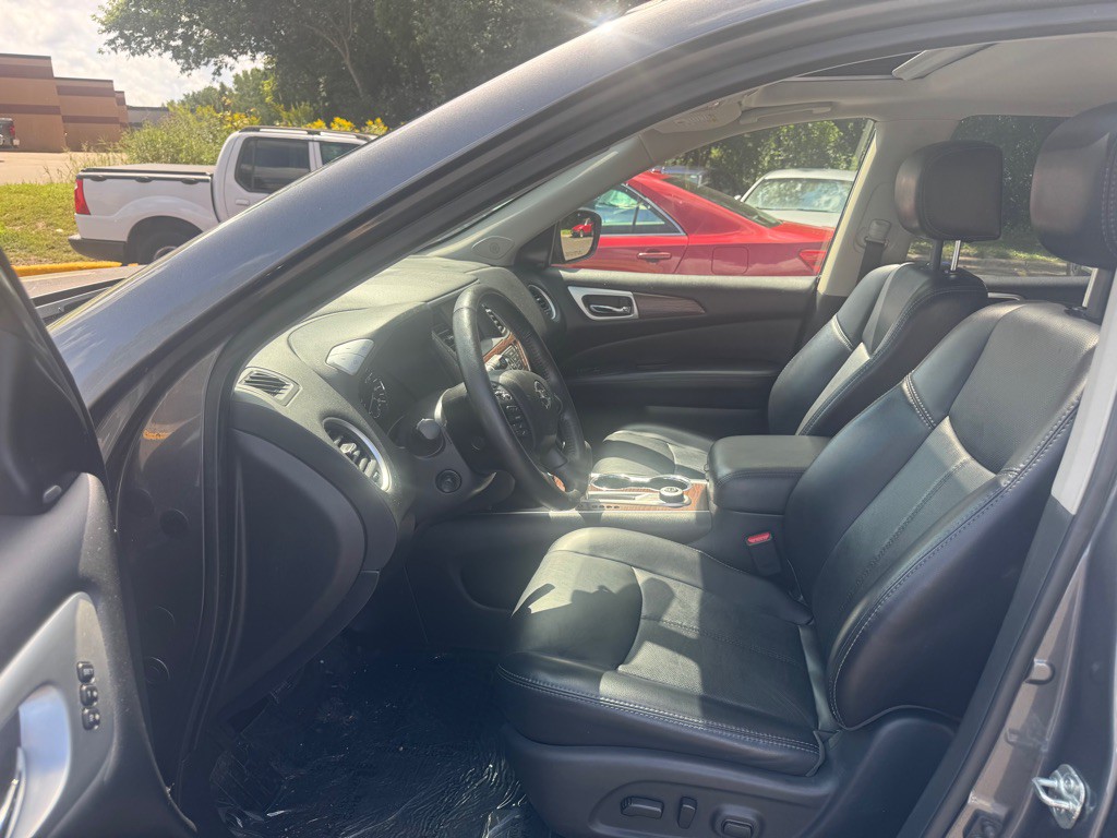2019 Nissan Pathfinder Image 7