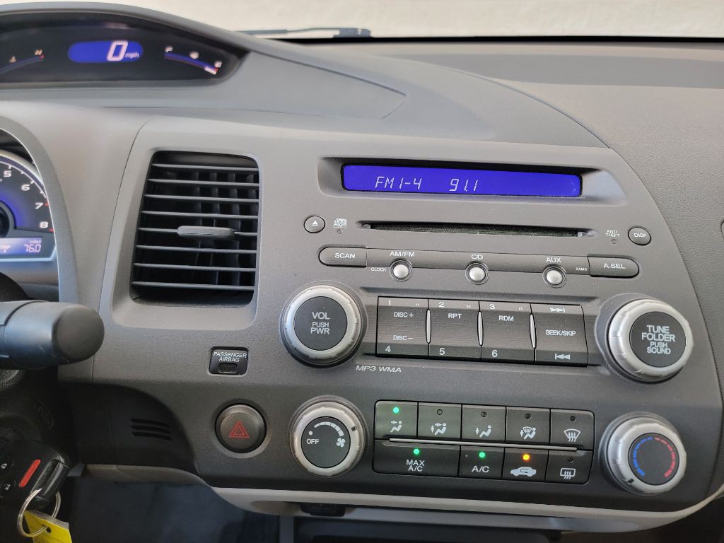 2010 Honda Civic Image 17