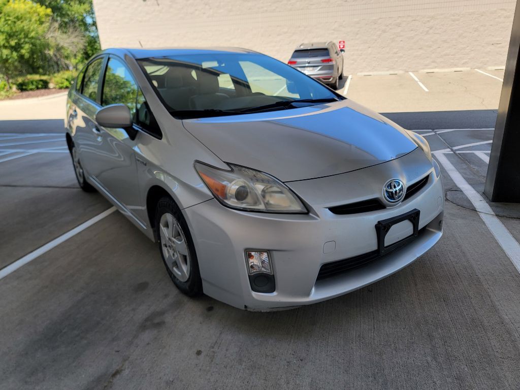 2010 Toyota Prius Image 2