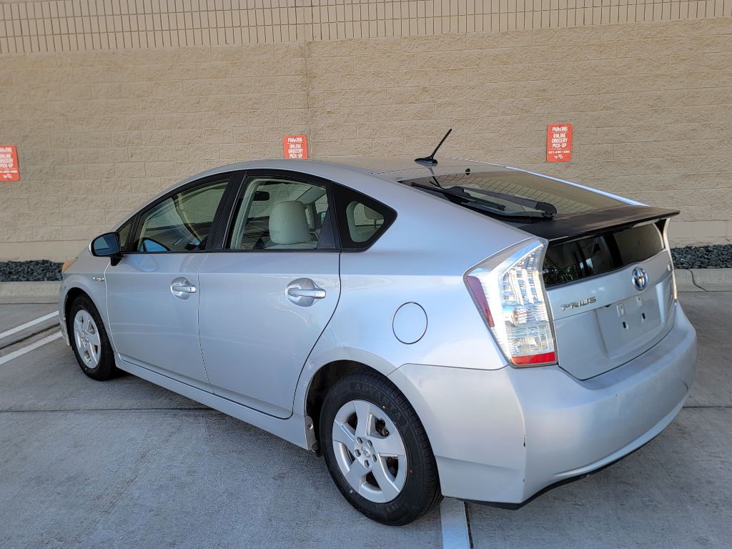 2010 Toyota Prius Image 6