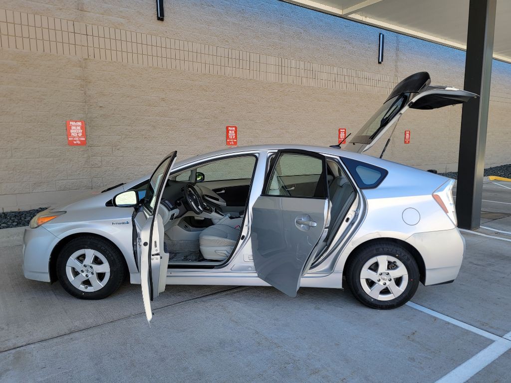 2010 Toyota Prius Image 9