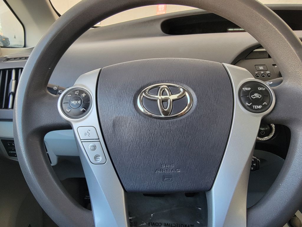 2010 Toyota Prius Image 18