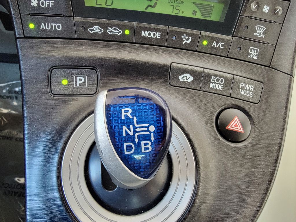 2010 Toyota Prius Image 20