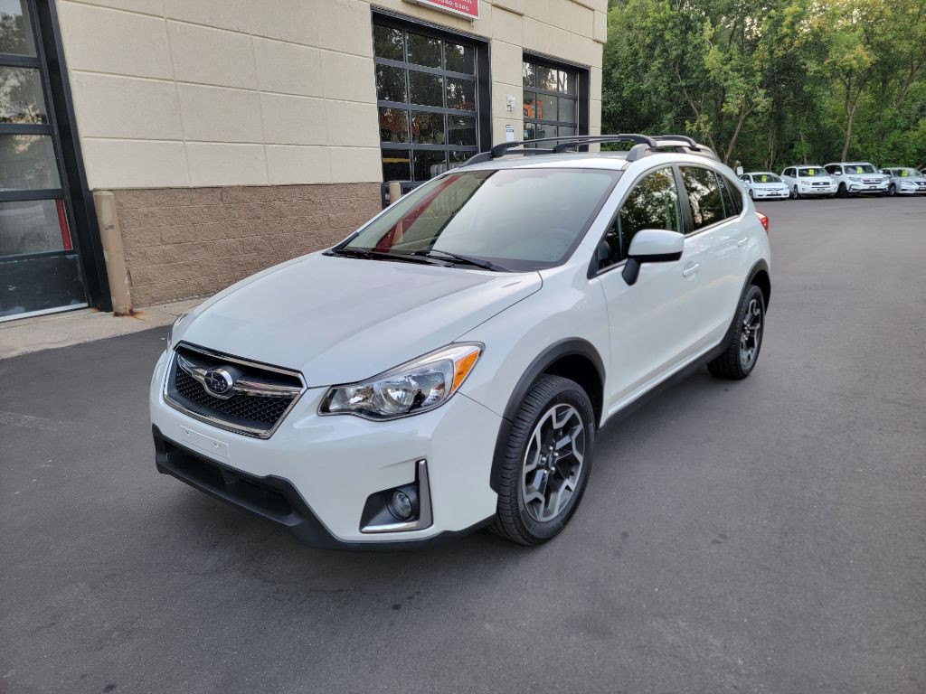 2017 Subaru Crosstrek Image 1