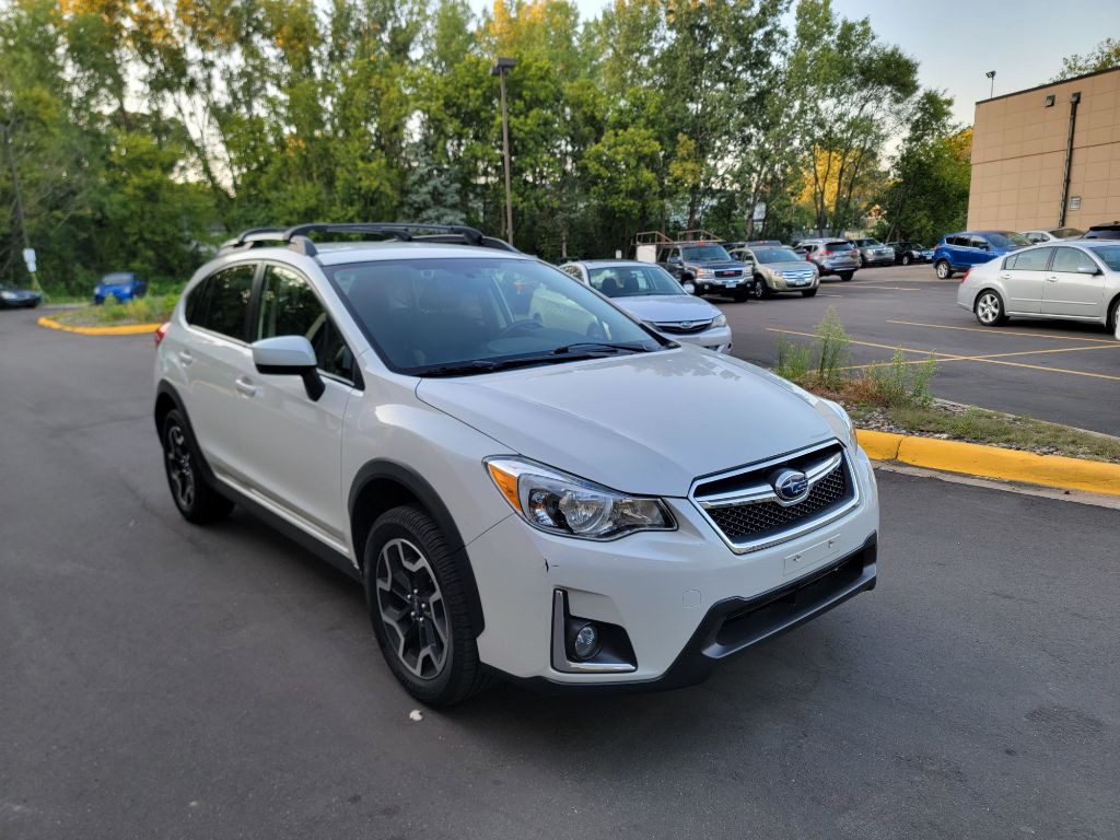 2017 Subaru Crosstrek Image 2