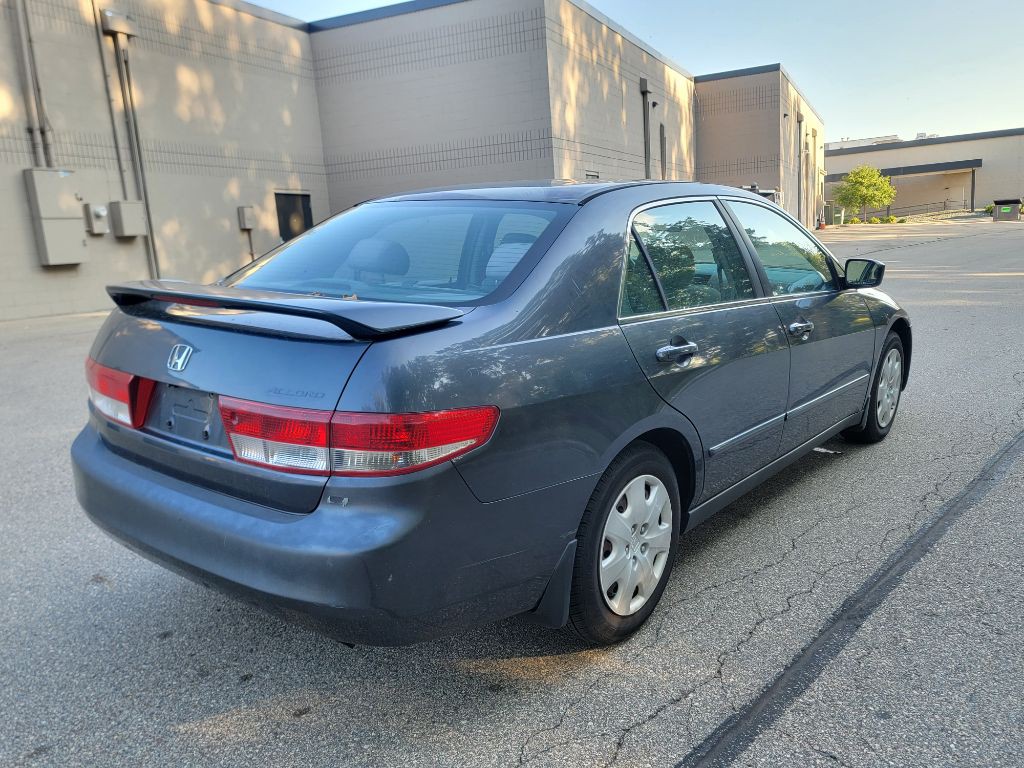 2003 Honda Accord Image 7