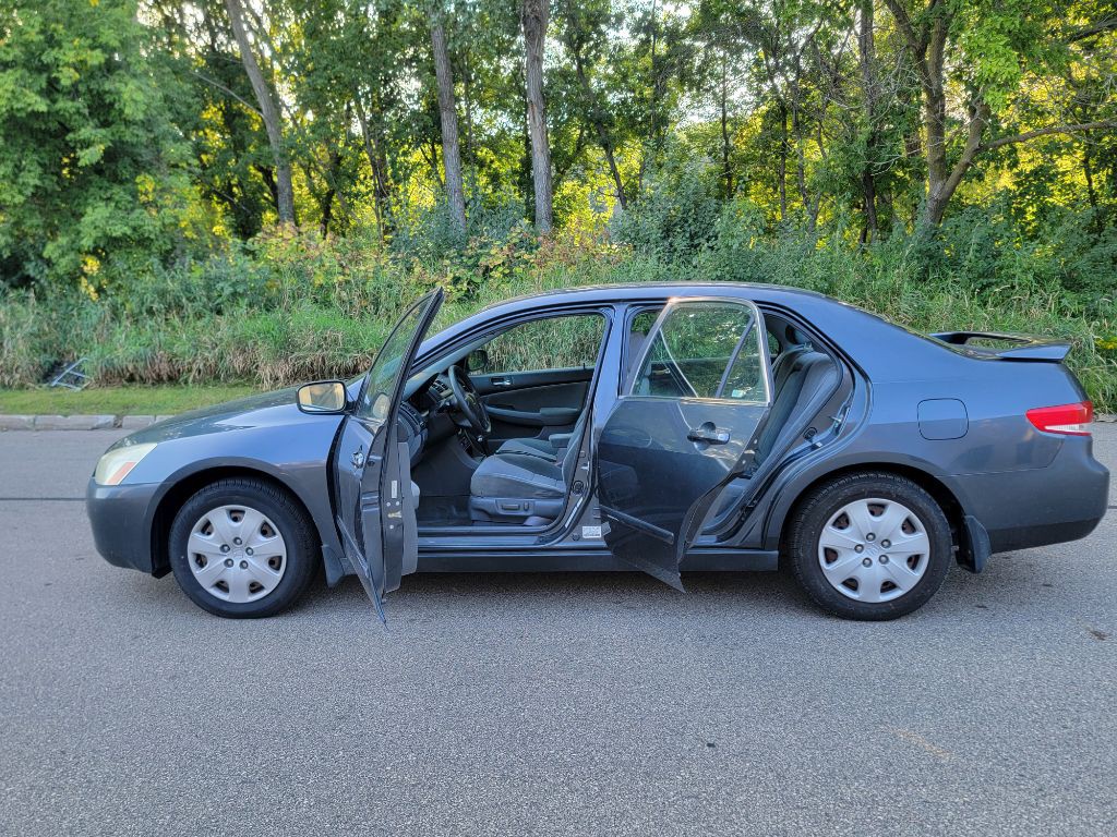 2003 Honda Accord Image 9
