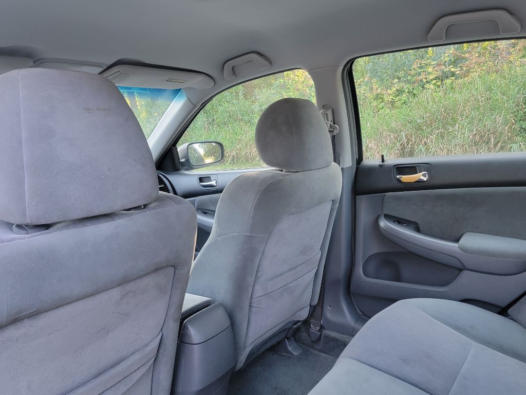 2003 Honda Accord Image 11