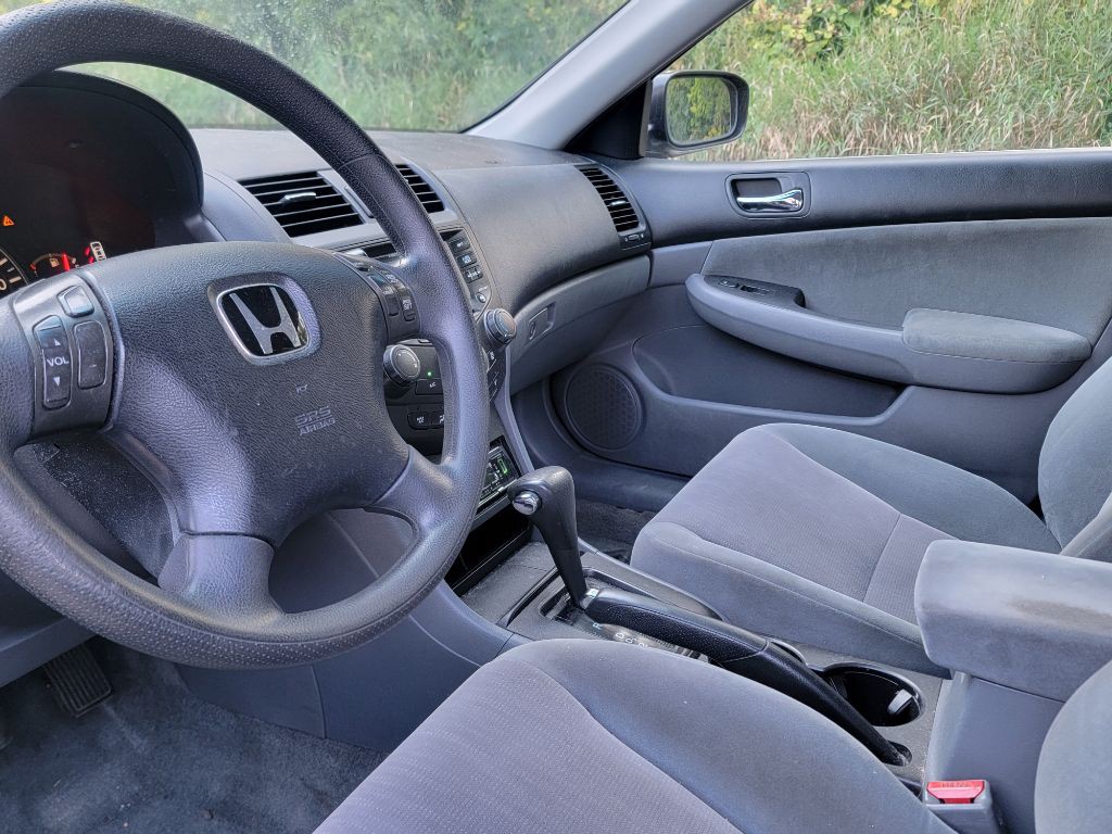 2003 Honda Accord Image 13