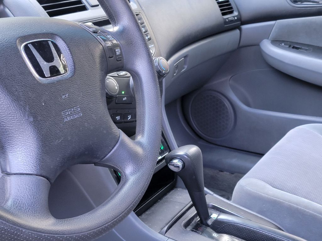 2003 Honda Accord Image 14