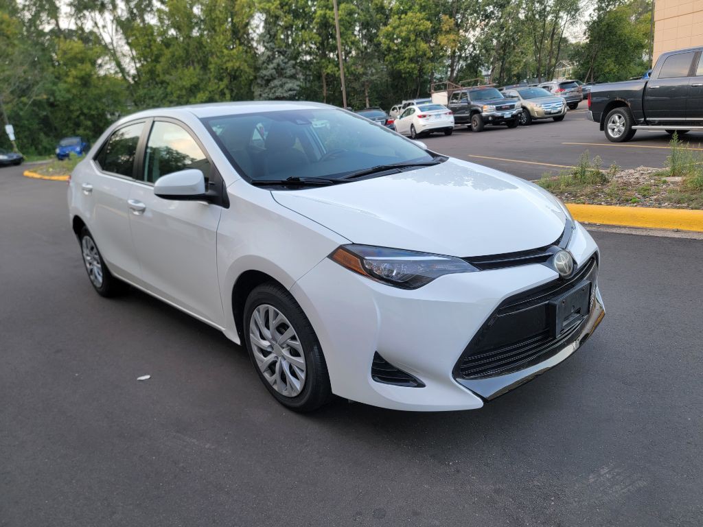 2017 Toyota Corolla Image 1