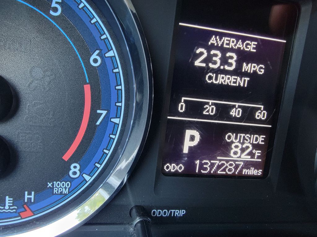 2017 Toyota Corolla Image 20